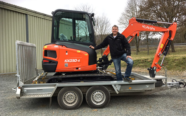 Jochen Kirchhof auf Kubota Bagger